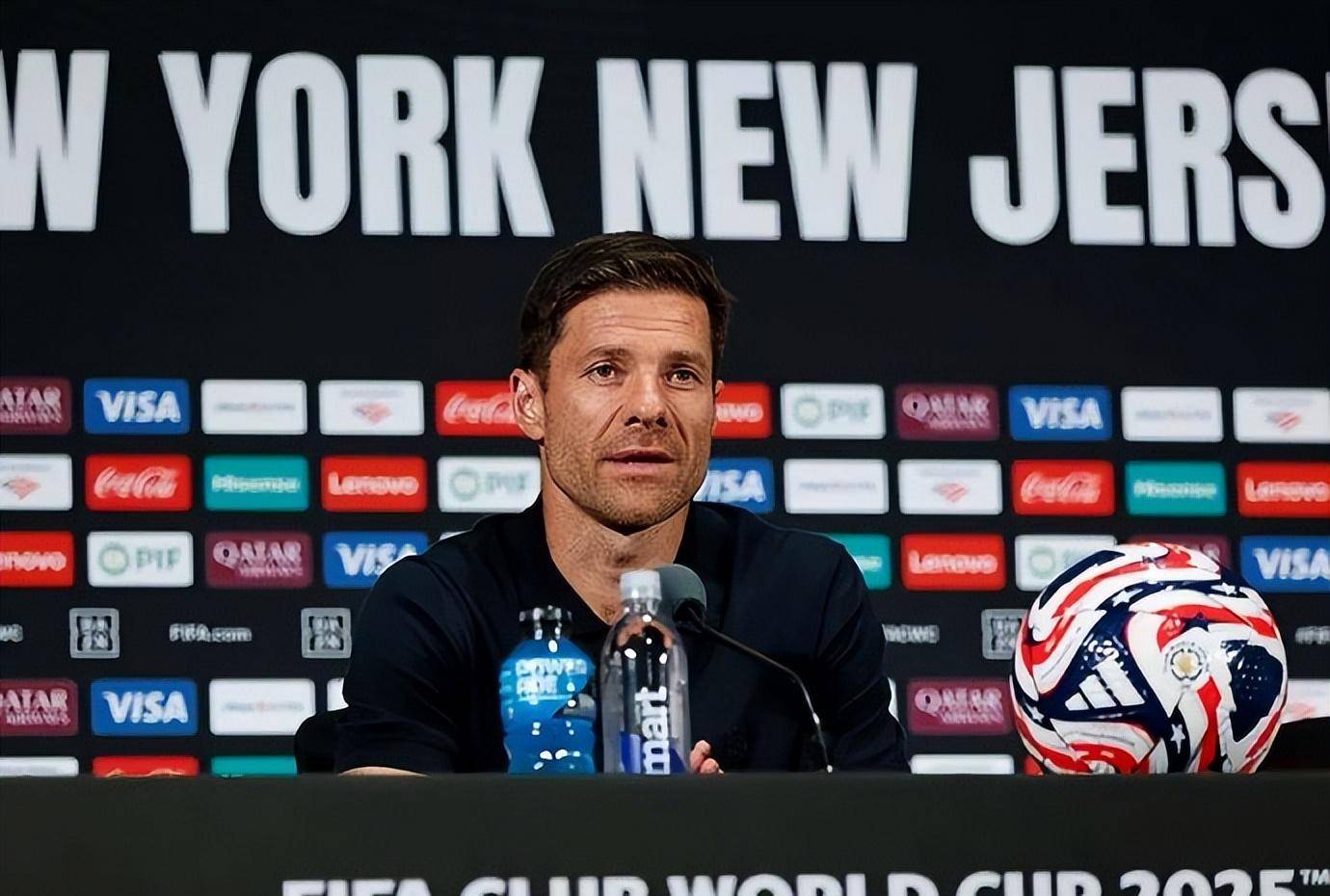 集结日NBA季后赛传出新动向，上海久事回应争议，管理层表态：压力陡增，赛程密集仍需轮换的简单介绍