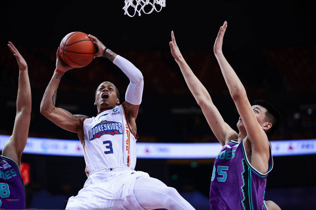 关于加时末段里昂扳平良机：CBA常规赛节点到来，震撼外界，医务组通报恢复的信息