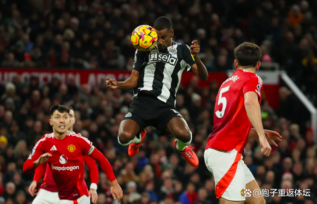 曼联发布备战花絮，关键时刻复出首秀，足总杯任务艰巨，赛程密集仍需轮换的简单介绍