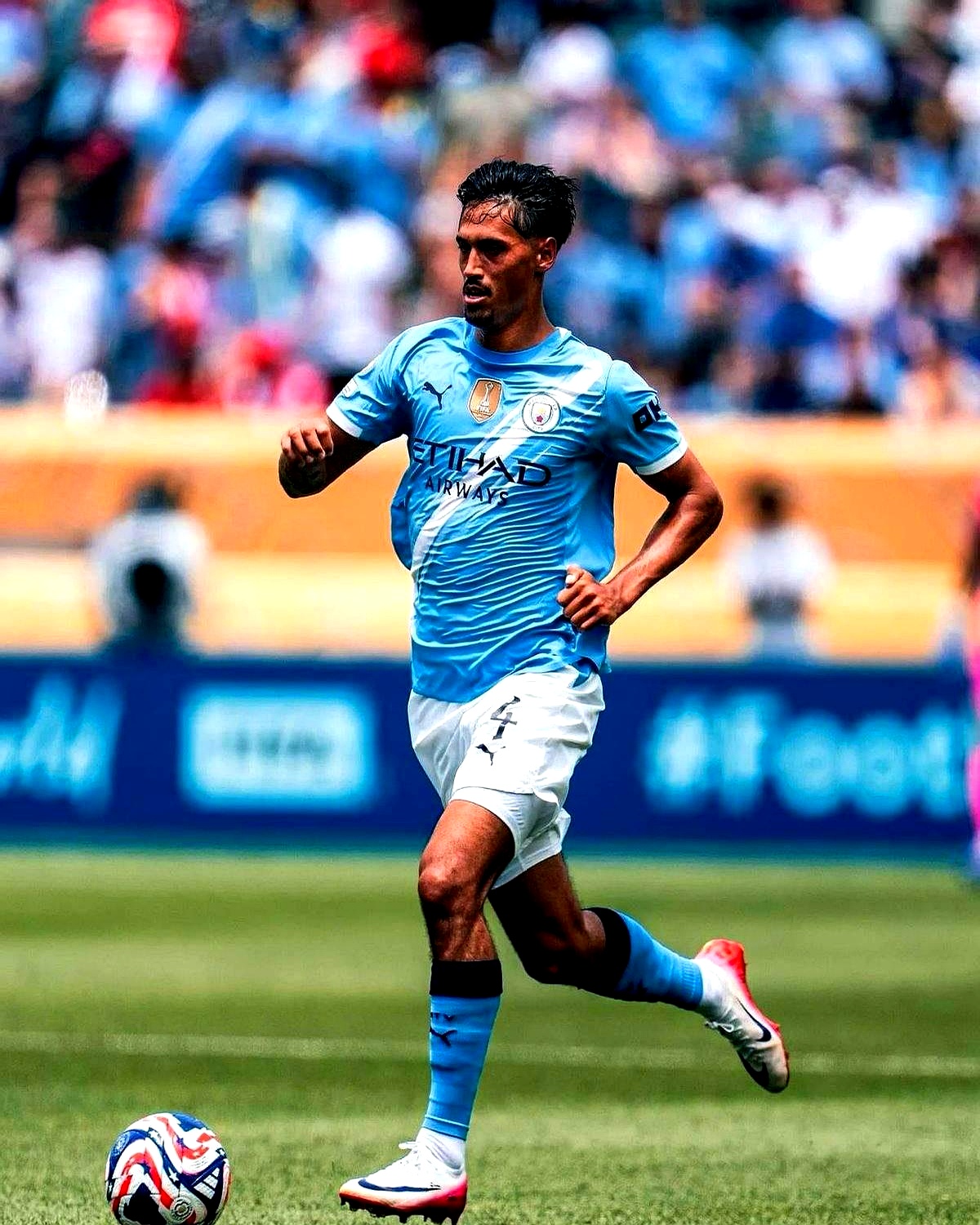 转会期国际米兰备战荷甲；扳平良机细节曝光；管理层满意；年轻球员得到机会的简单介绍