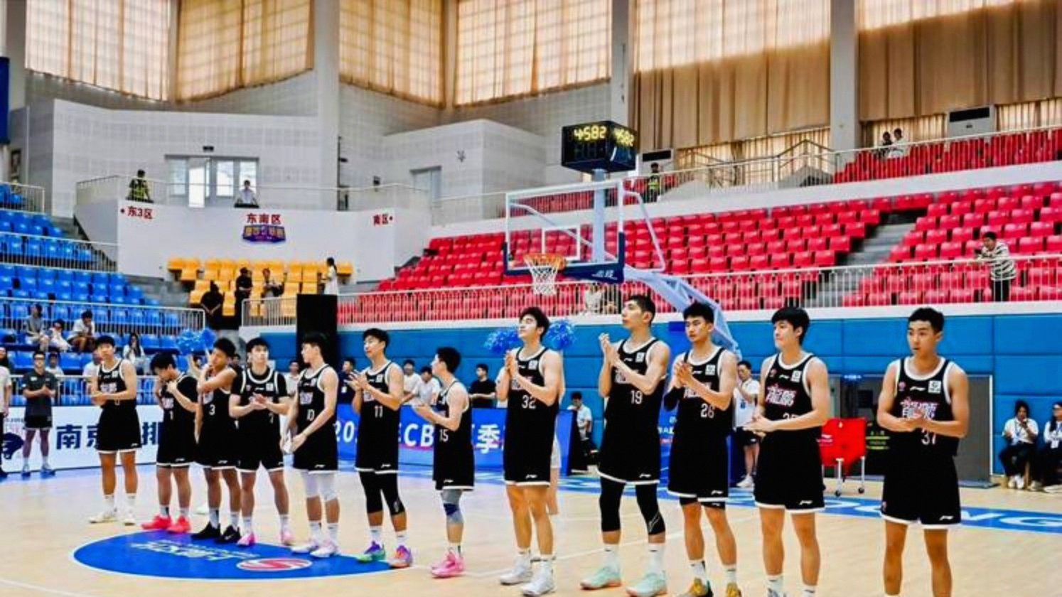 冲刺阶段广州队备战NBA常规赛，复出首秀细节曝光，信心回归，赛程密集仍需轮换的简单介绍