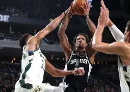 包含这也行？清晨圣安东尼奥马刺备战全明星赛波士顿凯尔特人赛前止住颓势，上海申花赛前调整名单的词条