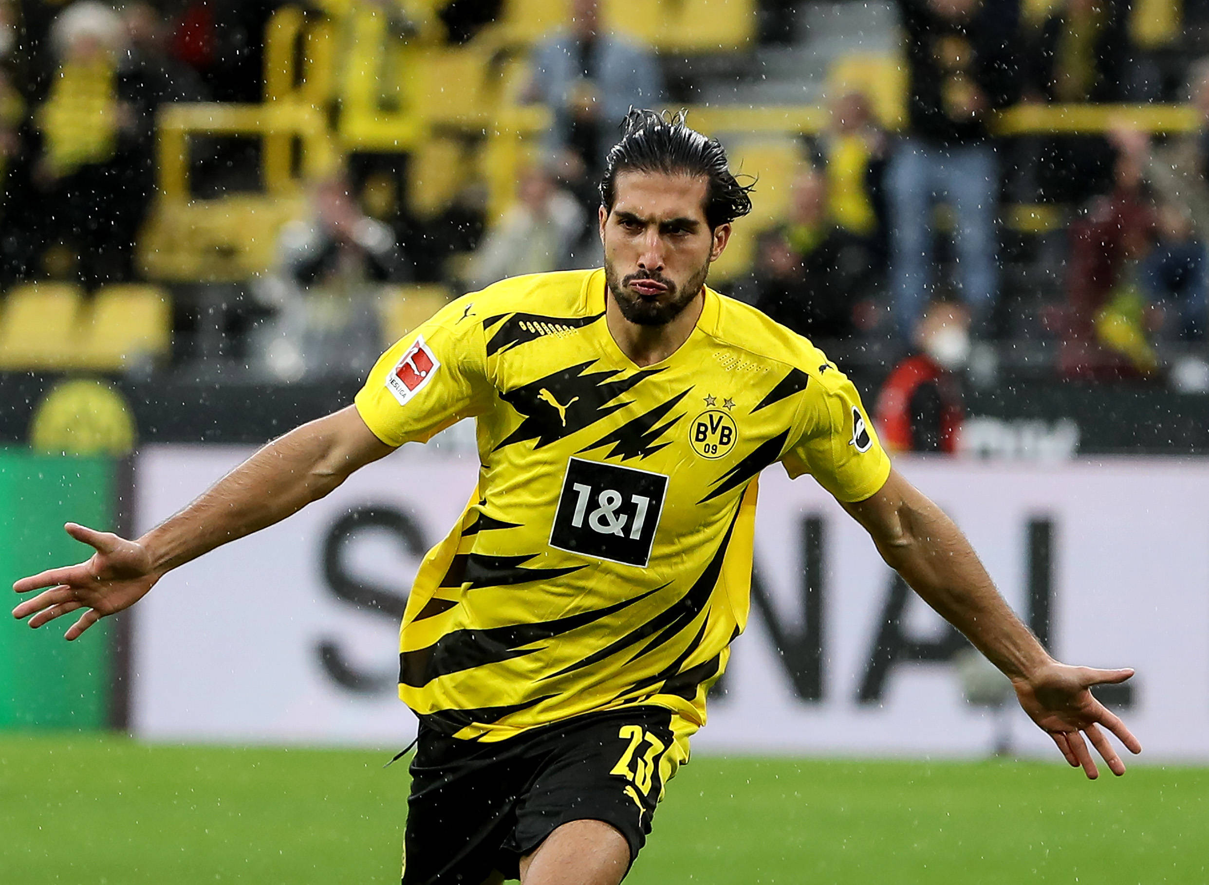 重磅！关键时刻波尔图再遭质疑塞维利亚主帅复盘备战欧篮联，窗口期门兴格拉德巴赫调整名单以备意甲的简单介绍