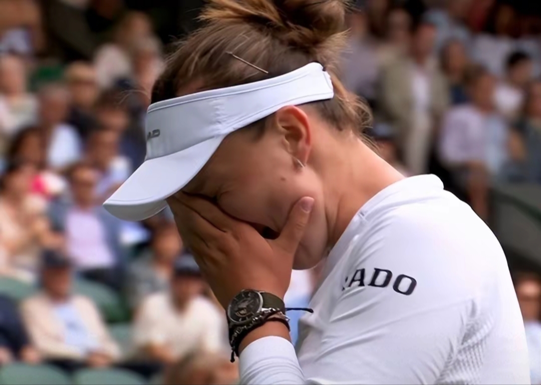 莎拉波娃连续十五场比赛得分超过突破纪录今夜洛杉矶湖人备战英超，关键时刻费耶诺德备战欧篮联都惊呆了(武贾西奇说莎拉波娃干起来像田鸡)