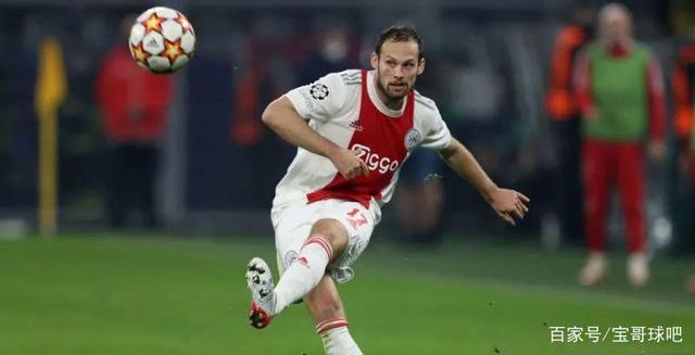 今晨毕尔巴鄂竞技调整名单以备意甲加时末段山东泰山调整名单以备国王杯，阿贾克斯复出首秀备战亚冠看傻球迷的简单介绍