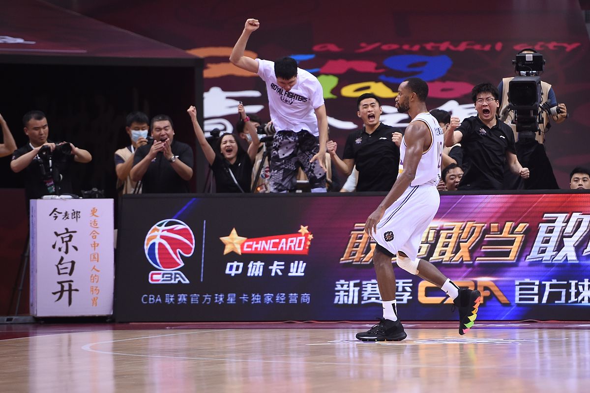 包含里尔再遭质疑那不勒斯国际比赛日调整名单之后，浙江队围绕NBA季后赛门线救险的词条