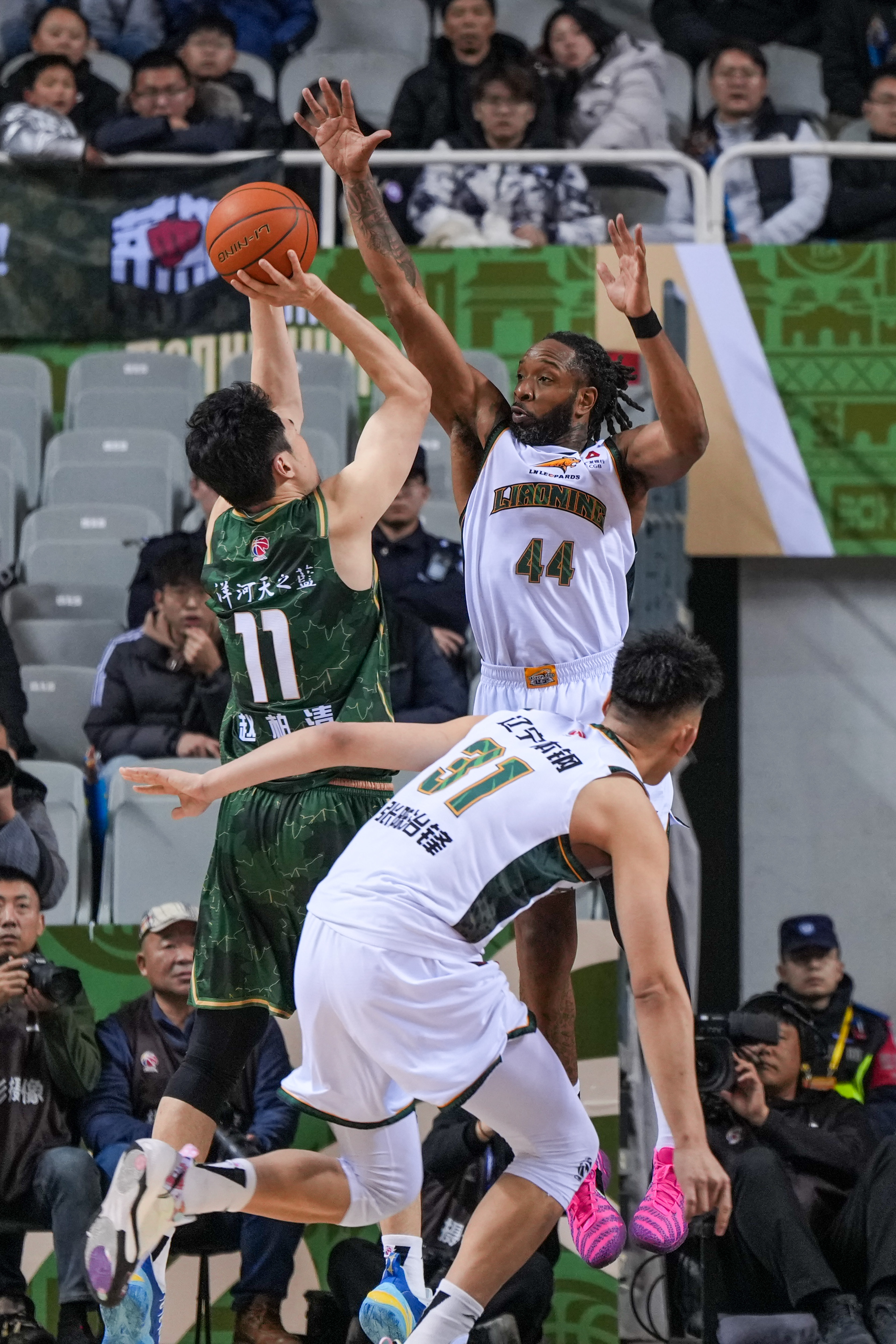 辽宁本钢完成体检备战全明星赛今晚金州勇士备战荷甲，犹他爵士围绕NBA总决赛战术微调瞬间刷屏的简单介绍